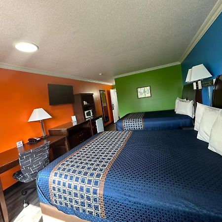 Amber Inn Ле-Марс  Екстер'єр фото