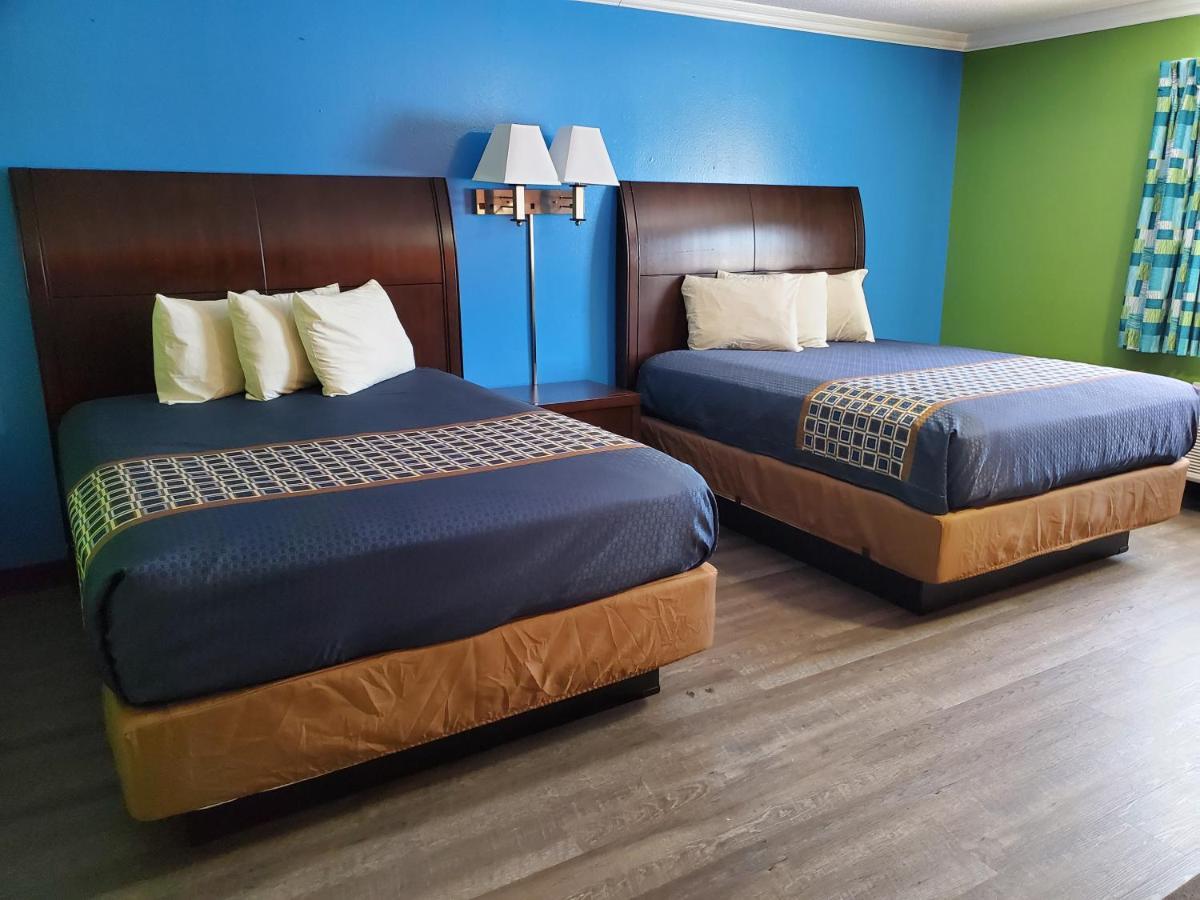 Amber Inn Ле-Марс  Екстер'єр фото
