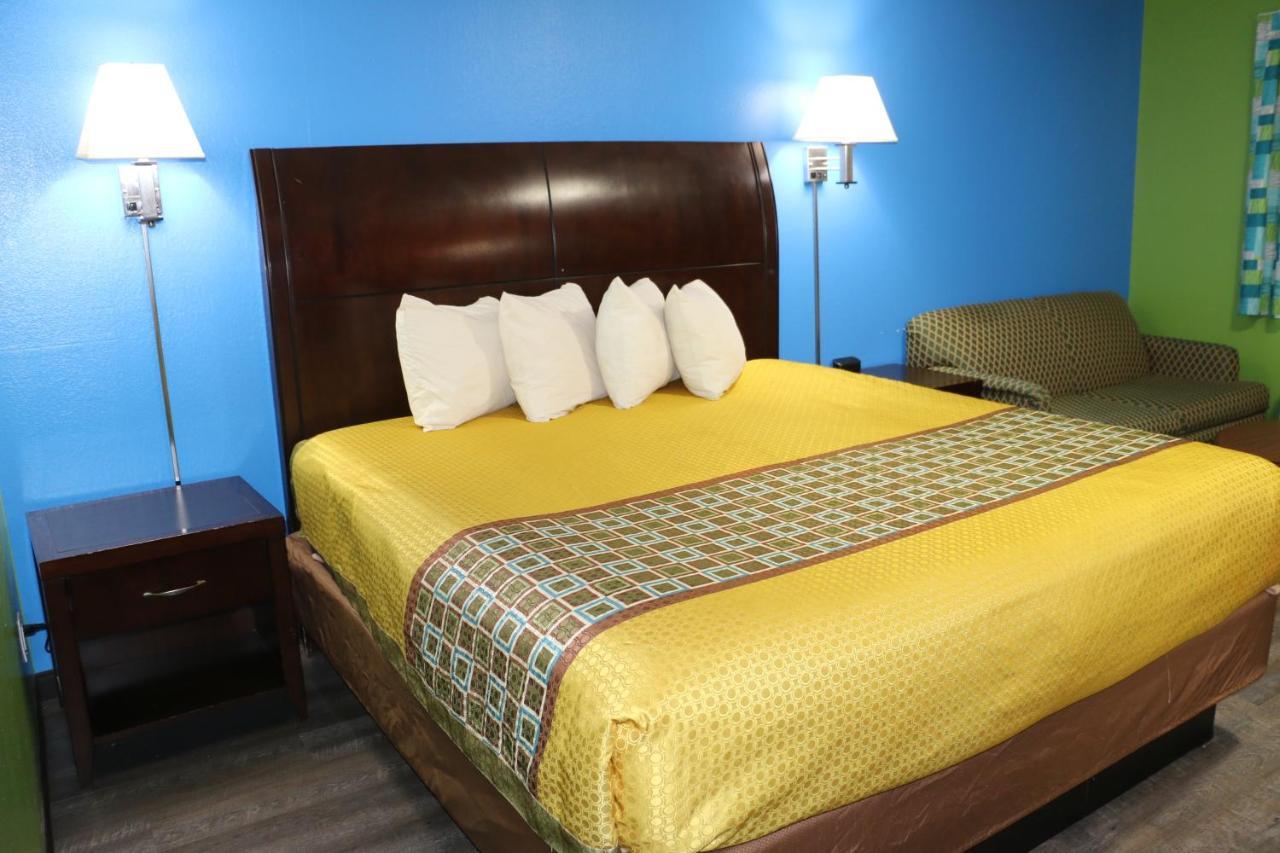 Amber Inn Ле-Марс  Екстер'єр фото