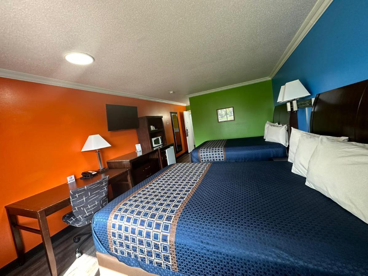 Amber Inn Ле-Марс  Екстер'єр фото
